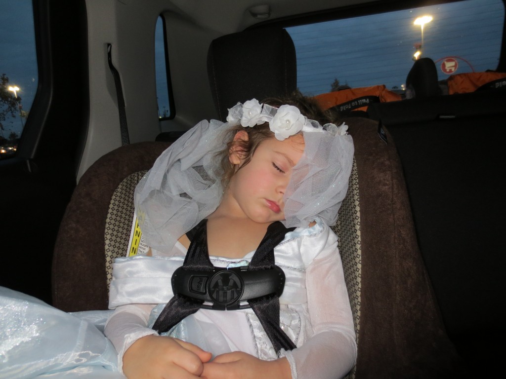 Sophia exhausted after our adventure at Magic Kingdom.