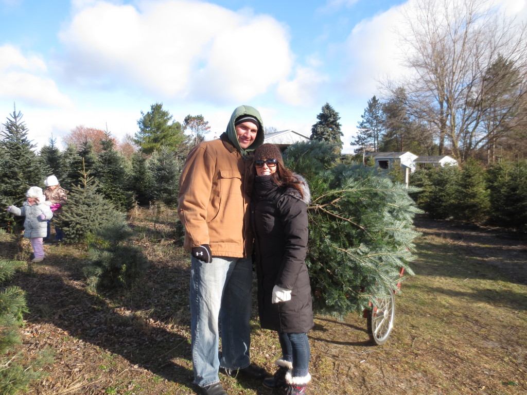 tree picking - ade and scott with tree