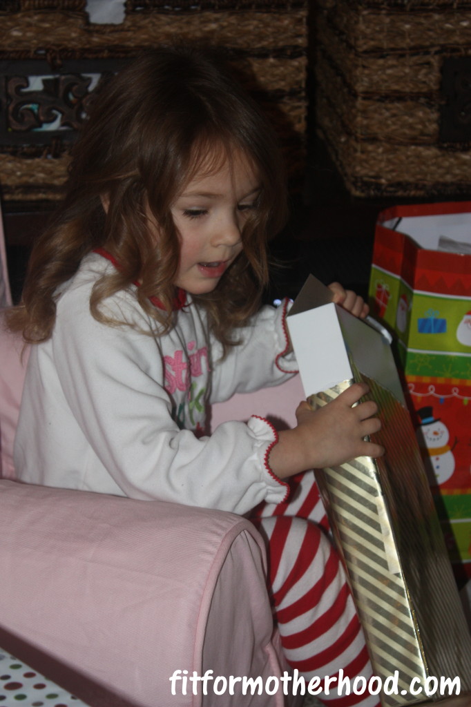 christmas - sophia opening