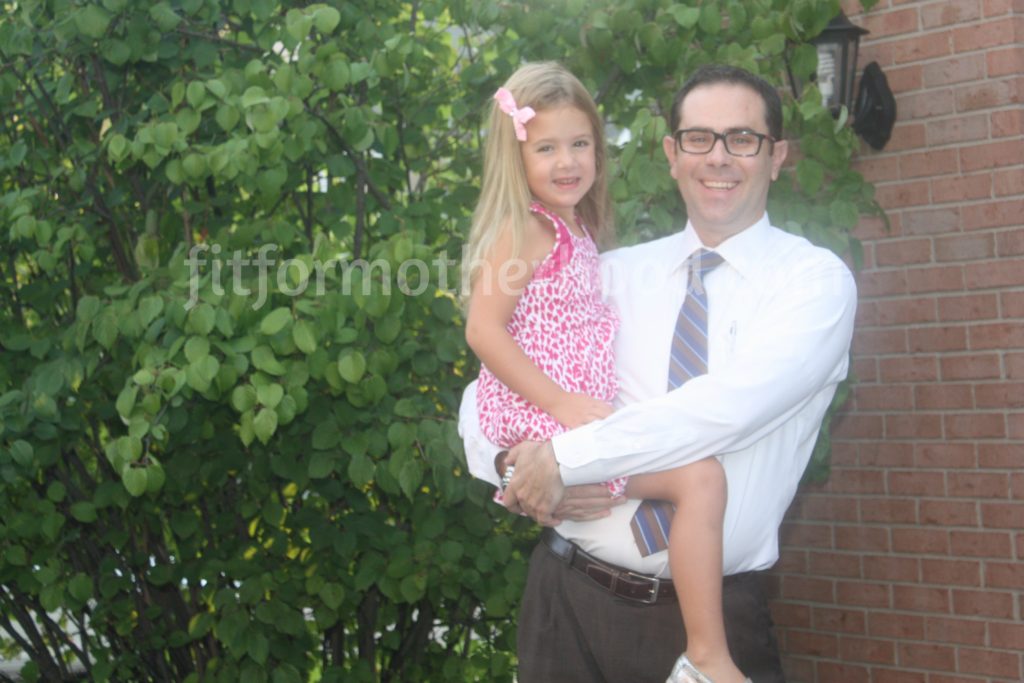 september-2016-1st-day-of-school-isabella-daddy