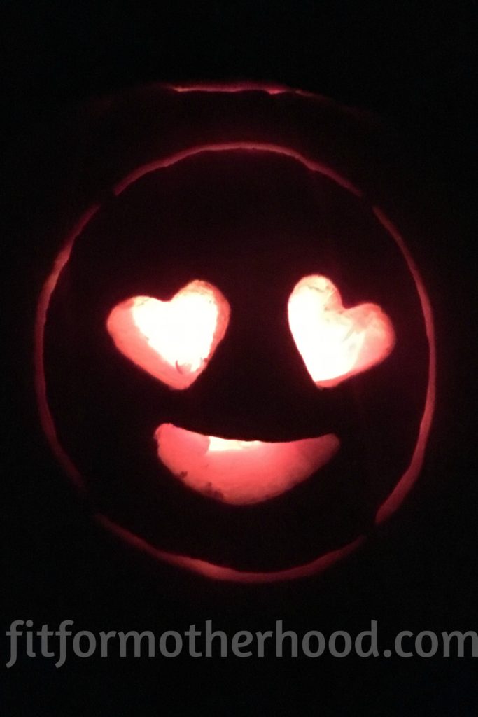 october-2016-pumpkin-isabellas-heart-eyes