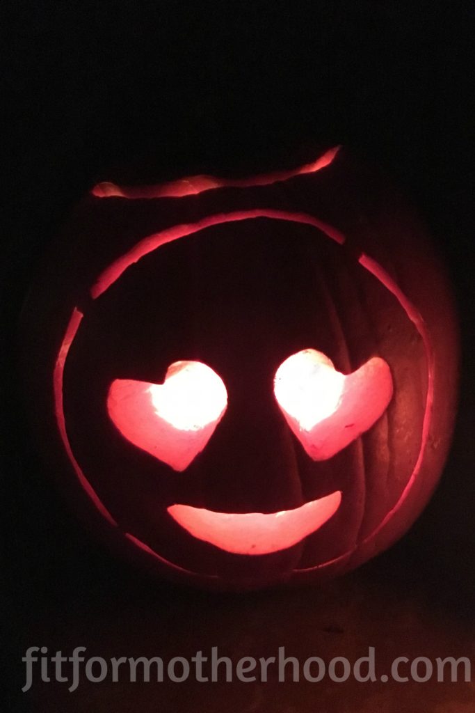 october-2016-pumpkin-isabellas-heart-eyes