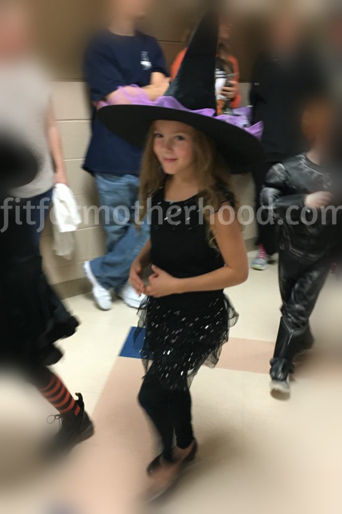 october-2016-school-parties-parade-sophia